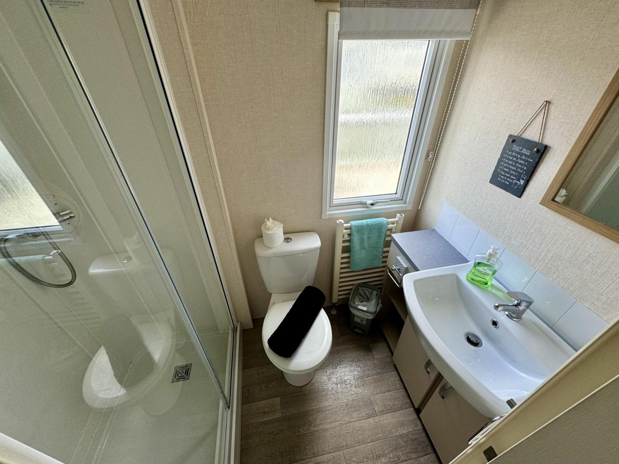 New Sea View Platinum Caravan With Huge Decking 뉴캐슬어폰타인 외부 사진