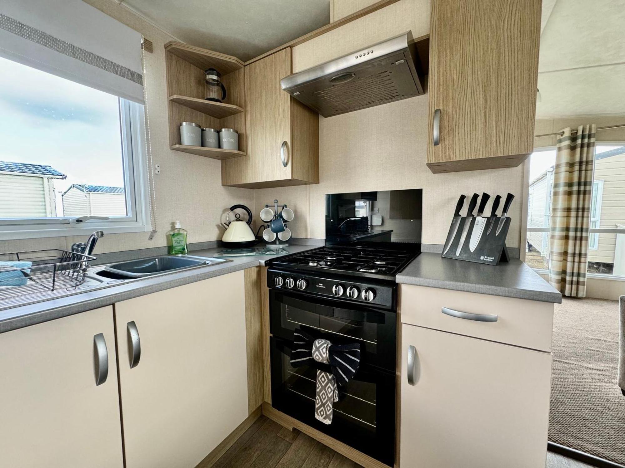 New Sea View Platinum Caravan With Huge Decking 뉴캐슬어폰타인 외부 사진